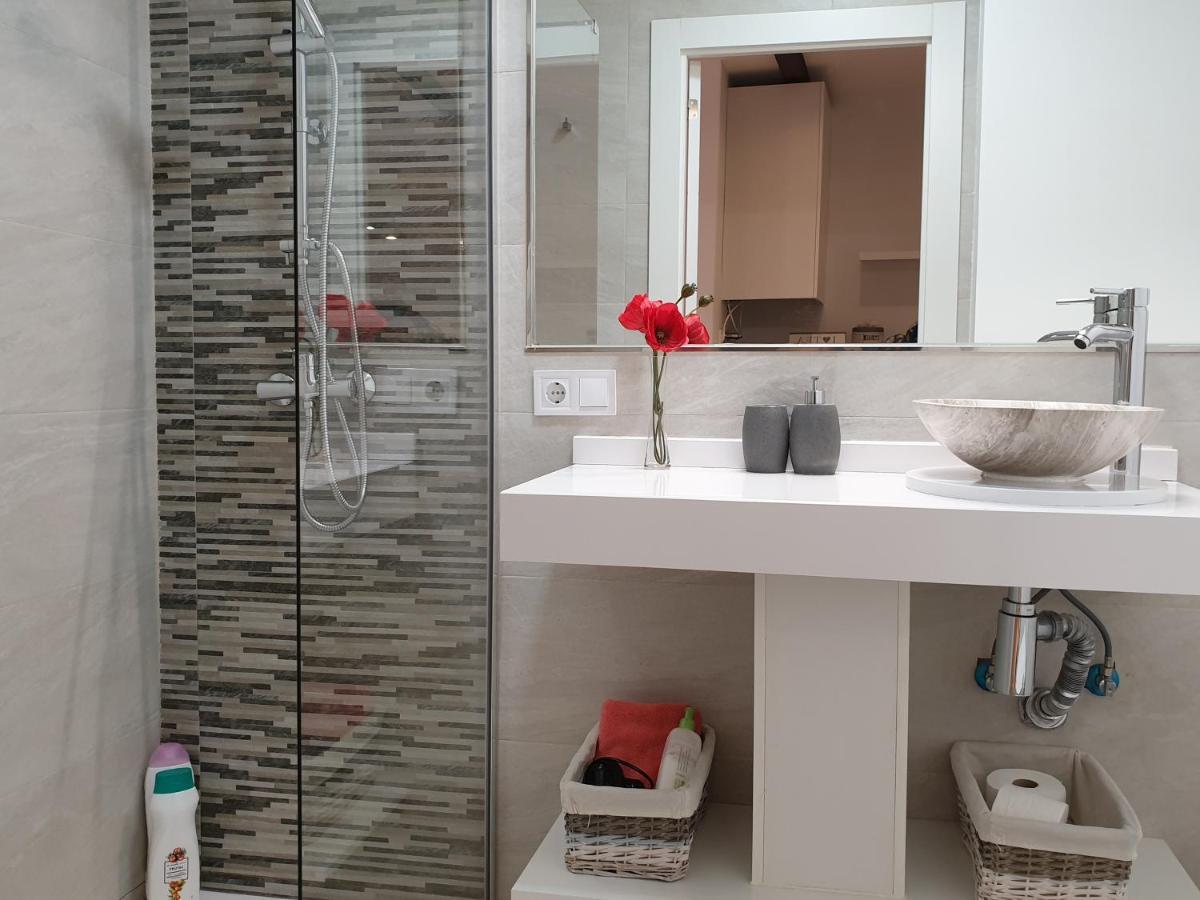 Apartamentos Rey Moro Toledo Exterior photo