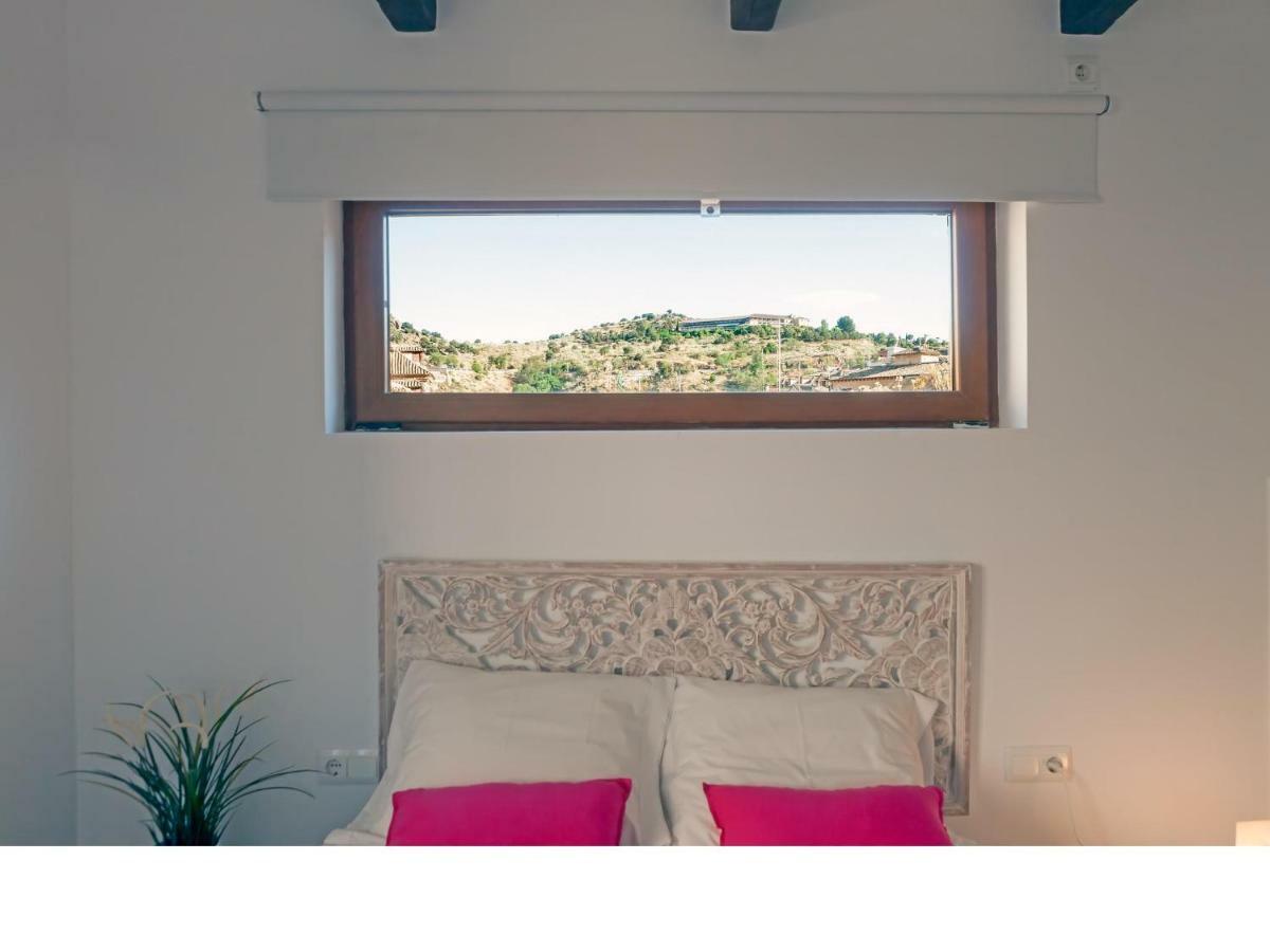 Apartamentos Rey Moro Toledo Exterior photo